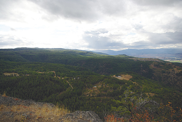 Bluenose Mountain