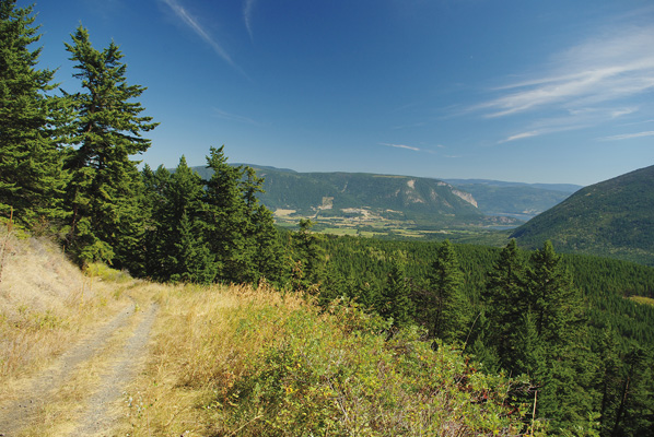 Skimikin Lake Recreation Area – Mount Hilliam South Slope Loop